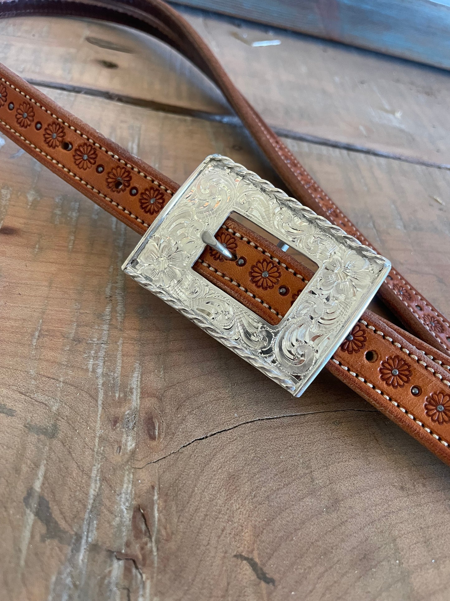 CUSTOM BUCKLE DAN