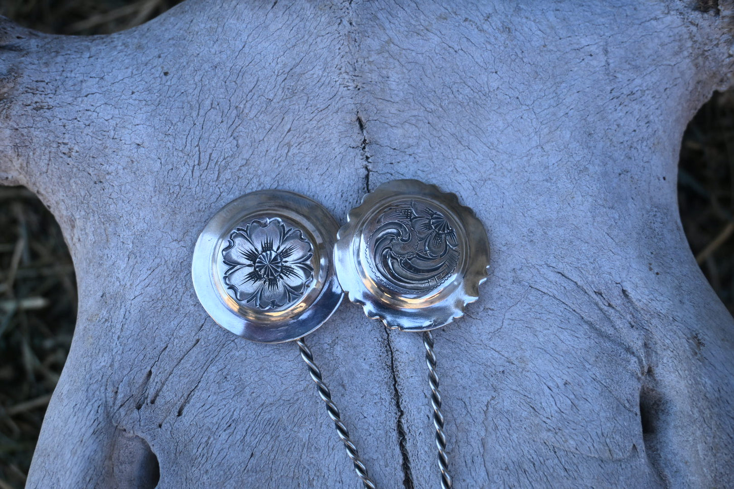 Engraved Scroll Hat Pin